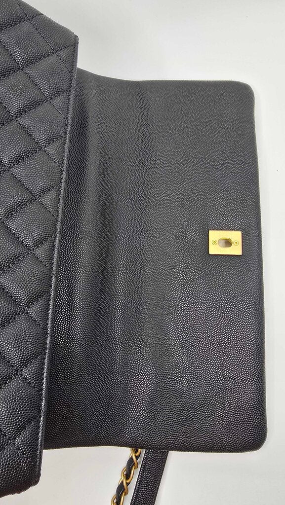 Chanel Coco Medium Cavier