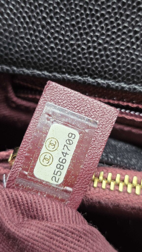 Chanel Coco Medium Cavier
