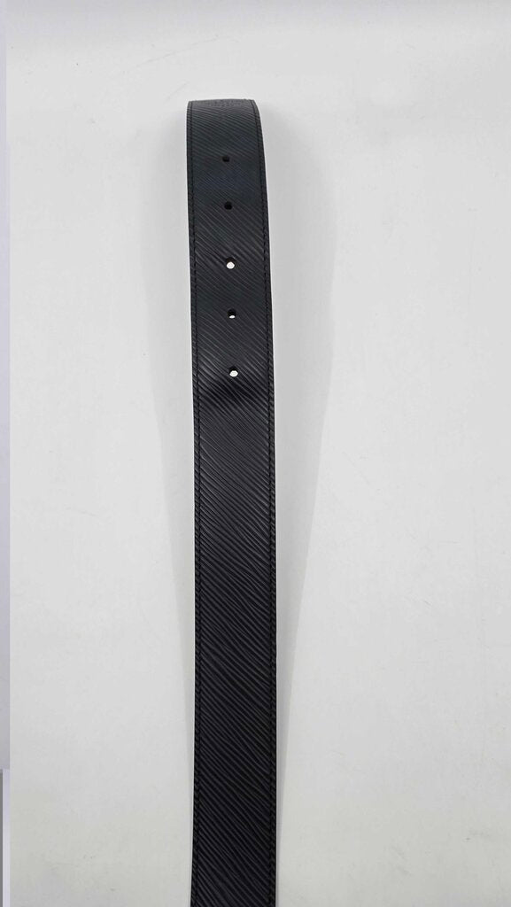 Louis Vuitton 2018 LV Circle Reversible 38mm Belt