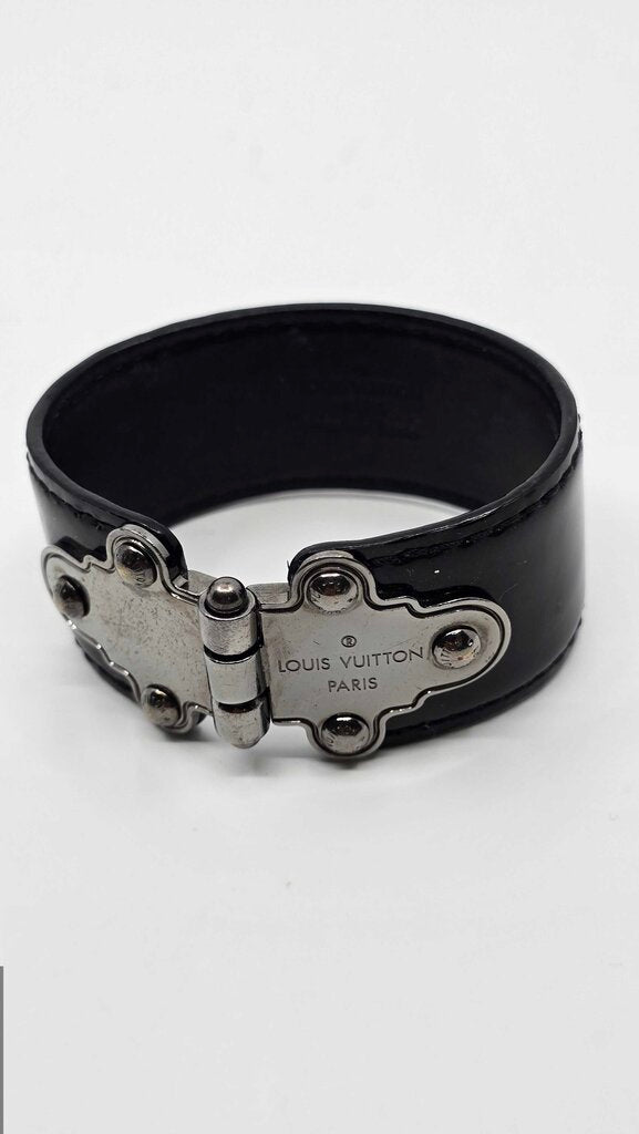 Louis Vuitton Vernis Save It Bracelet
