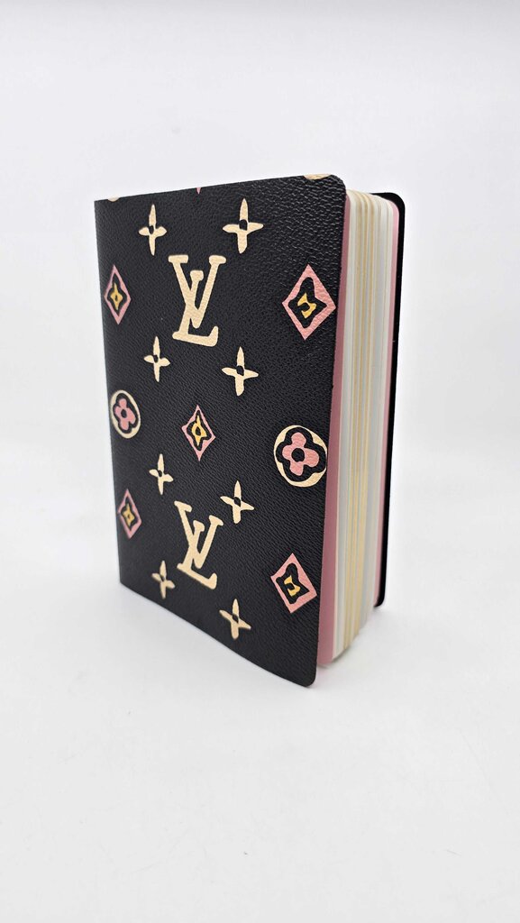 Louis Vuitton Monogram Wild at Heart Clemence Notebook