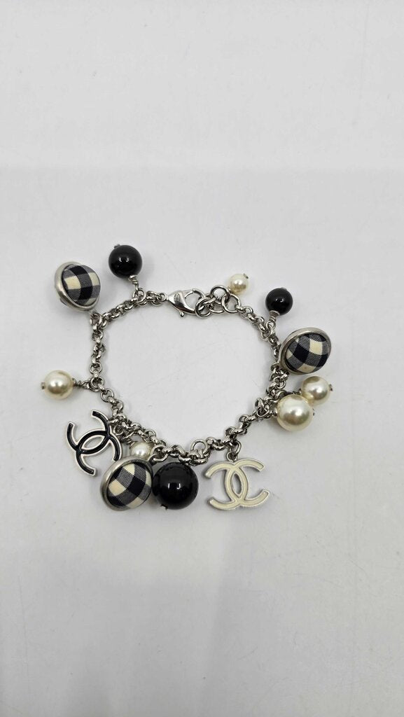 Chanel 2011 Cruise Pearl/Bow Gingham Necklace & Bracelet Set