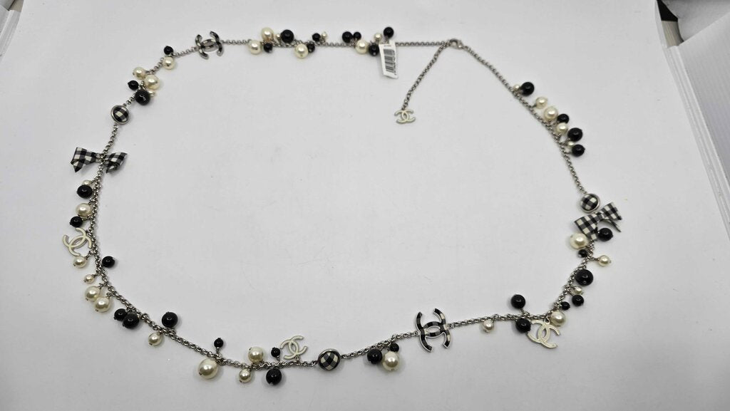 Chanel 2011 Cruise Pearl/Bow Gingham Necklace & Bracelet Set