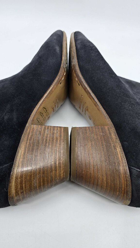 Isabel Marant Dacken Suede Bootie