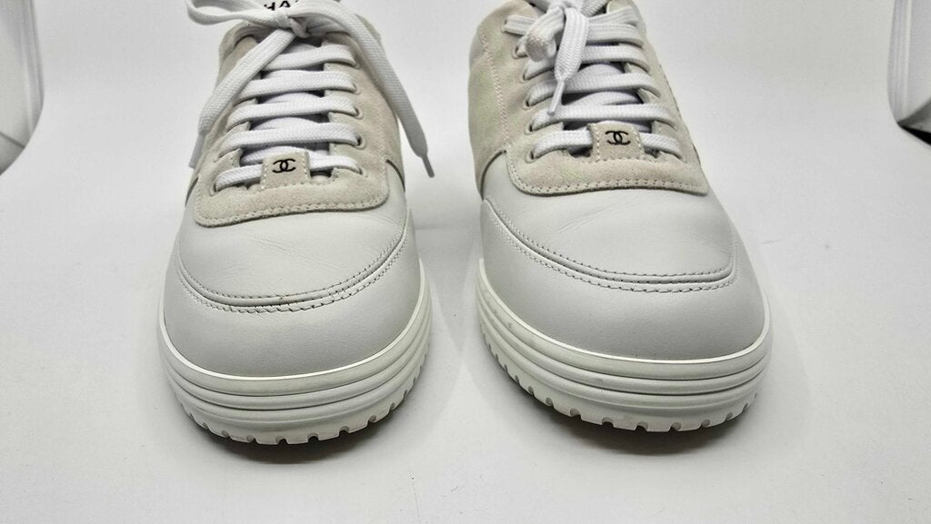 Chanel Low-Top Sneakers Calfskin Leather & Suede