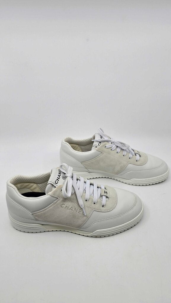 Chanel Low-Top Sneakers Calfskin Leather & Suede