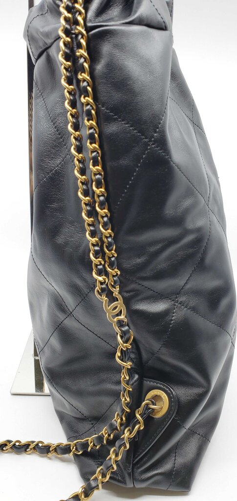 Chanel 22 Chain Backpack Quilted Calkskin