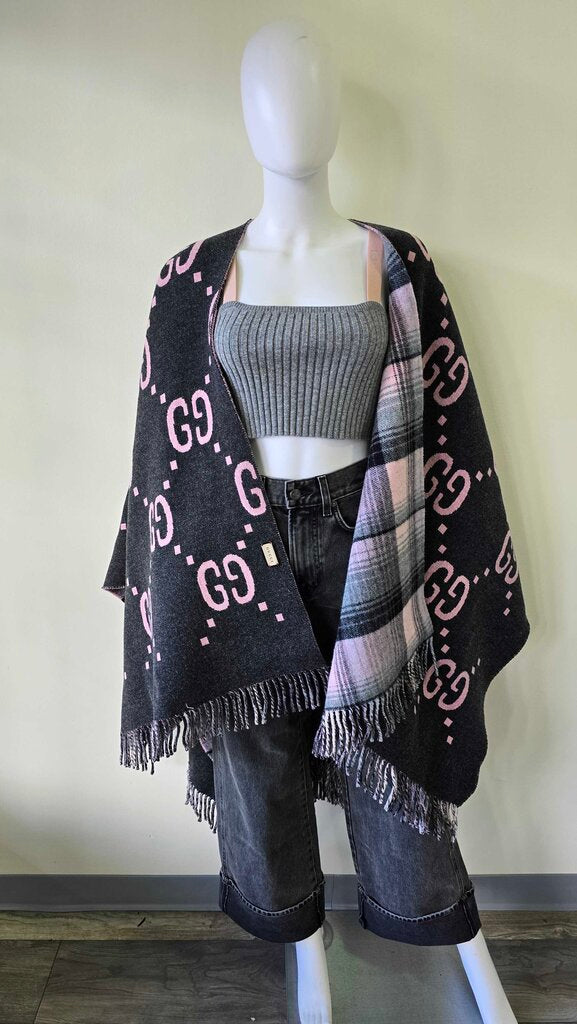 Gucci Wool Reversible GG 100% Wool Poncho