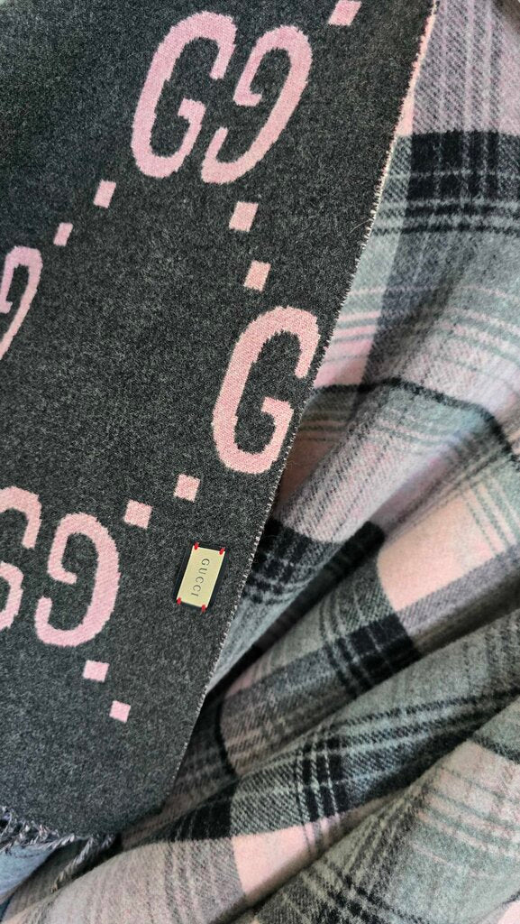 Gucci Wool Reversible GG 100% Wool Poncho