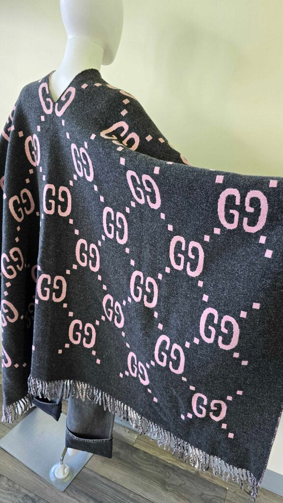 Gucci Wool Reversible GG 100% Wool Poncho