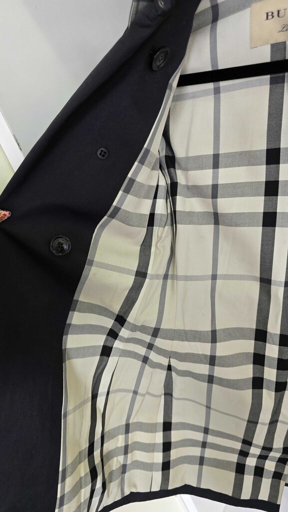 Burberry Kensington Heritage Cotton Gabardine Double-Breasted Trench Coat