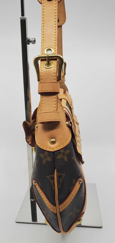 Louis Vuitton Vintage Monogram Leonor Shoulder Bag