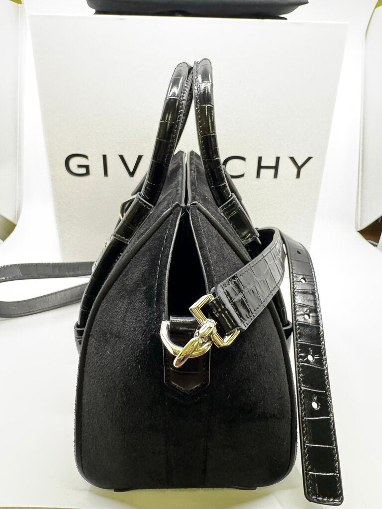 Givenchy Antigona mini top handle bag
