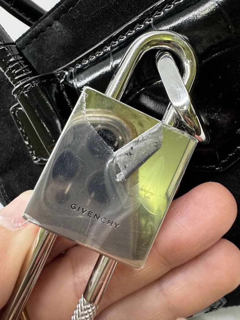Givenchy Antigona mini top handle bag