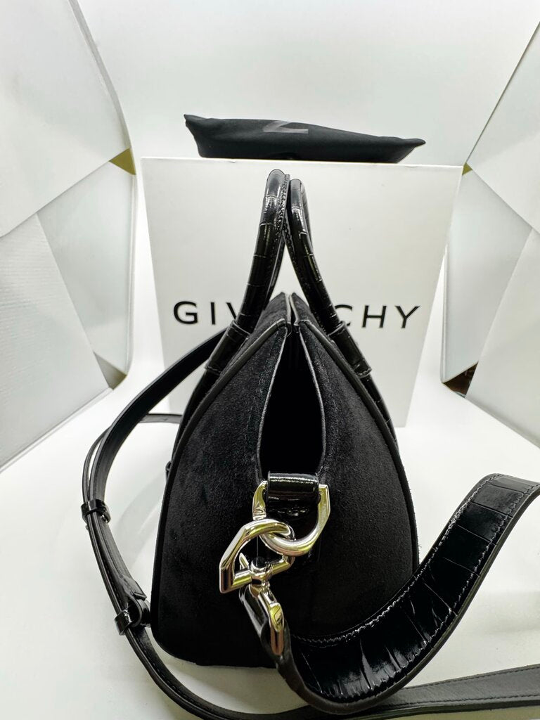 Givenchy Antigona mini top handle bag