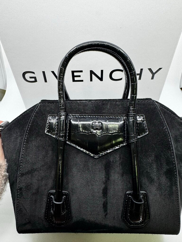 Givenchy Antigona mini top handle bag
