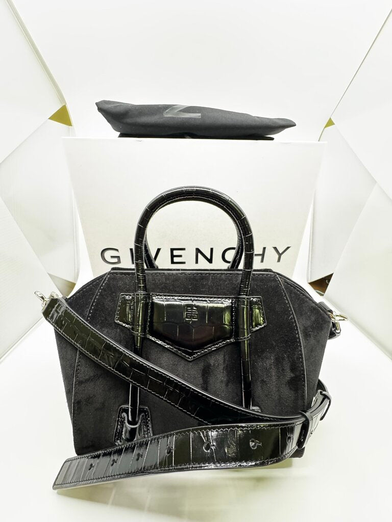 Givenchy Antigona mini top handle bag