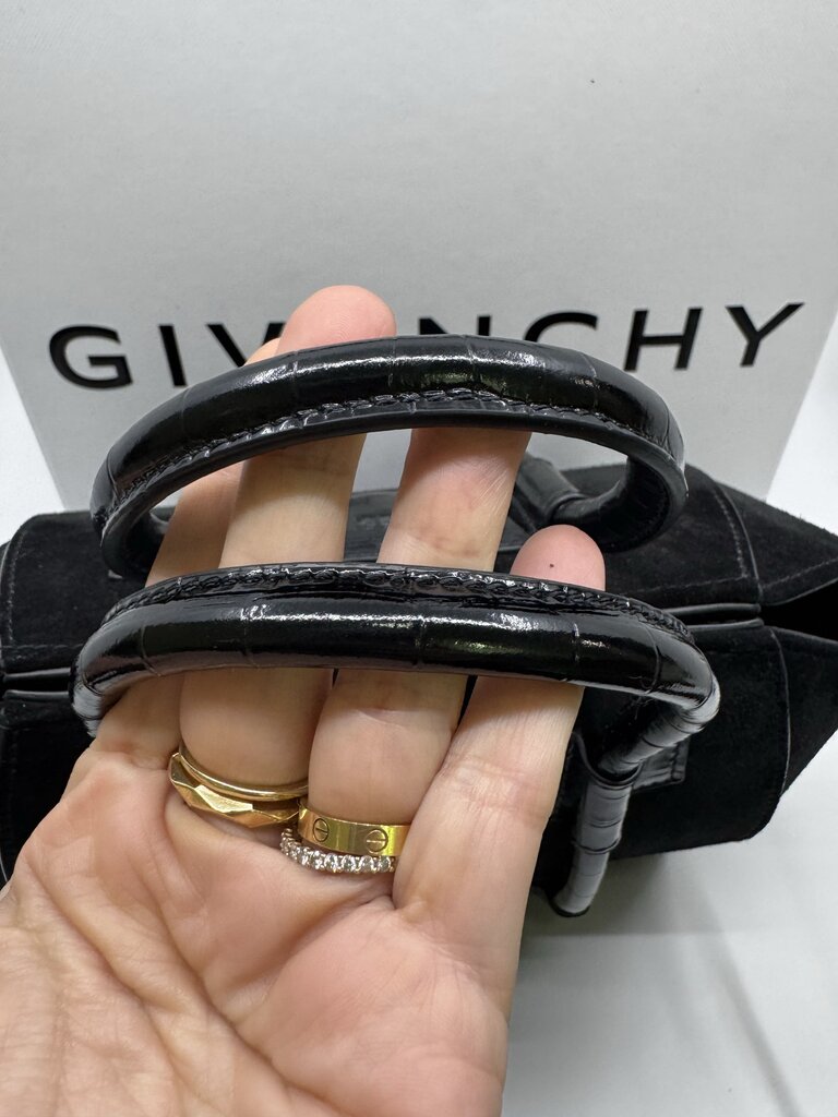 Givenchy Antigona mini top handle bag
