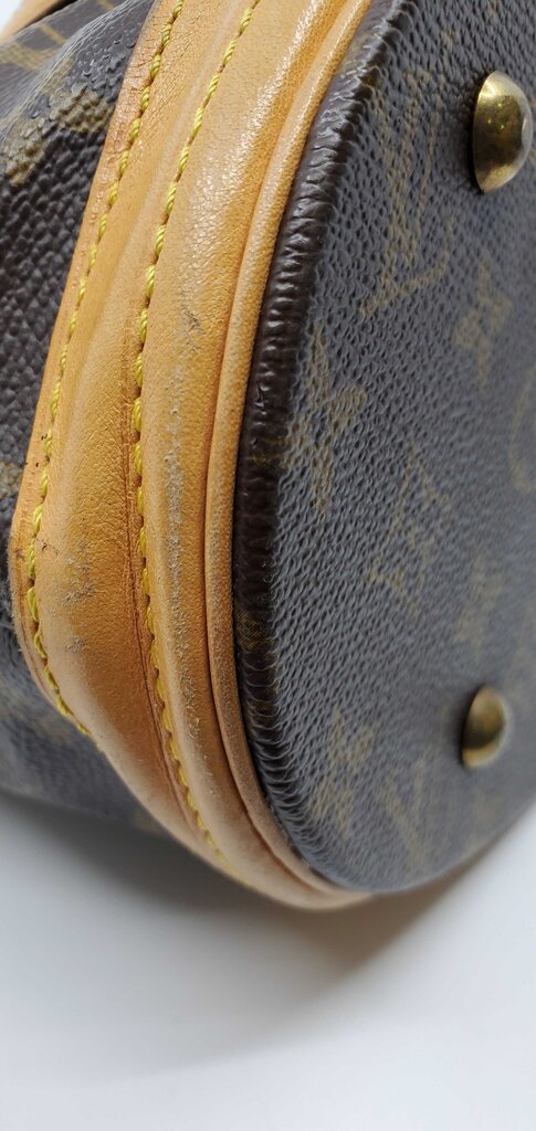 Louis Vuitton Bucket PM Monogram Tote Bag