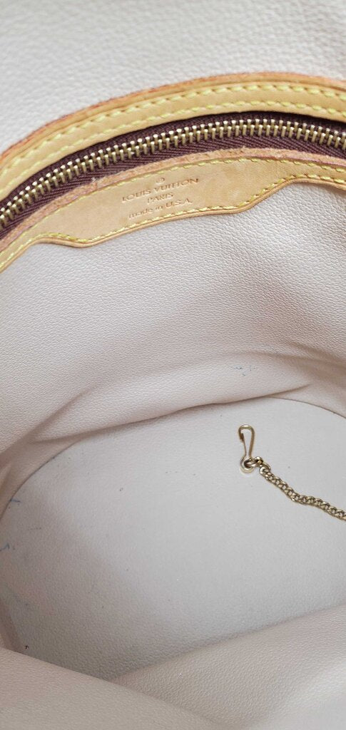 Louis Vuitton Bucket PM Monogram Tote Bag