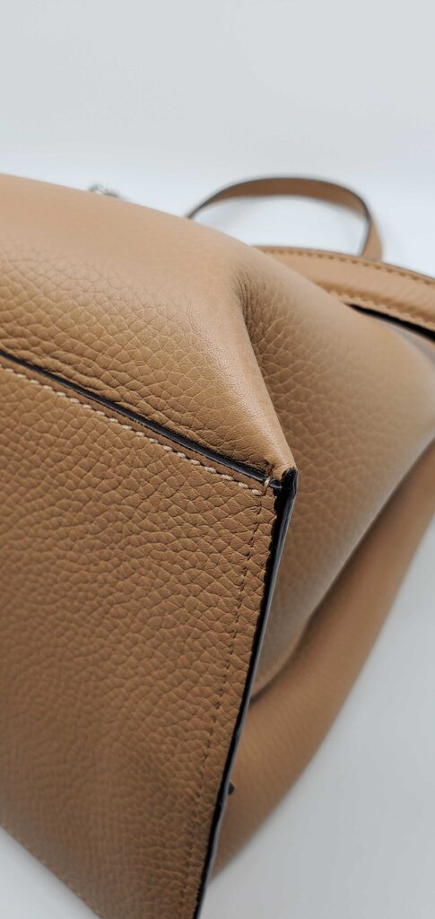 Gucci Bamboo Daily Top Handle Leather Bag