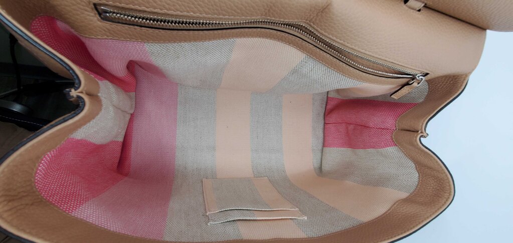 Gucci Bamboo Daily Top Handle Leather Bag