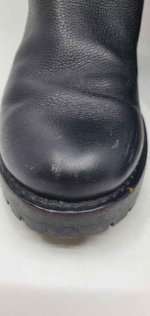Louis Vuitton Discovery Flat Thigh High Boots w/ Shearling Lining