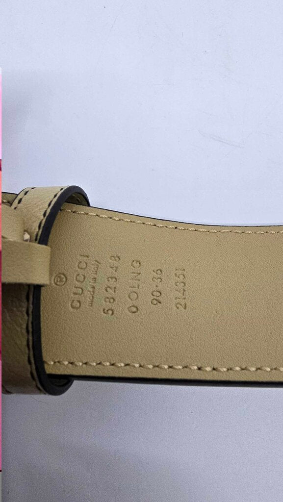 Gucci Calfskin Striped Textured Double G Belt