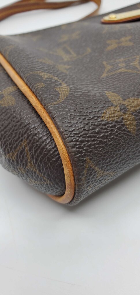 Louis Vuitton Eva Pochette Shoulder Bag