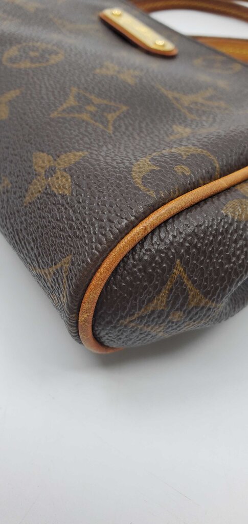 Louis Vuitton Eva Pochette Shoulder Bag