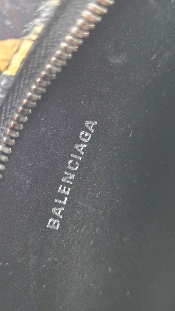Balenciaga Everyday Camera Bag