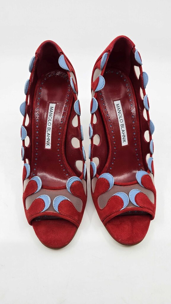 Manolo Blahnik Aziz kid suede open toe Pumps