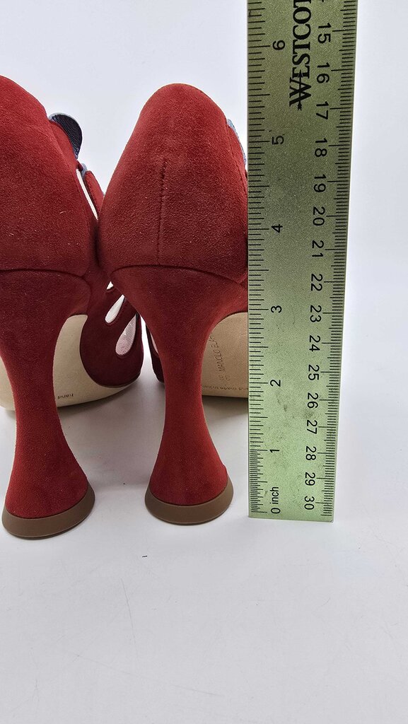 Manolo Blahnik Aziz kid suede open toe Pumps
