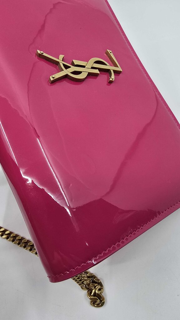 YSL Laurent Patent Calfskin Monogram Kate Wallet On Chain