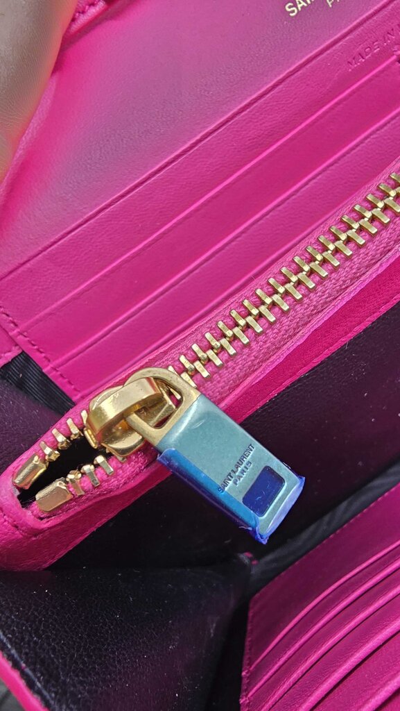 YSL Laurent Patent Calfskin Monogram Kate Wallet On Chain
