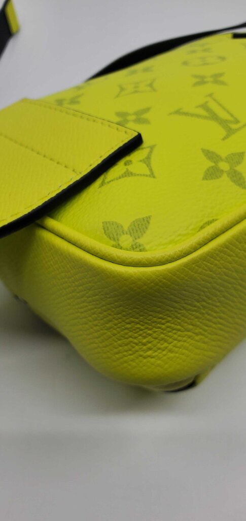 Louis Vuitton Taigarama Outdoor Bumbag