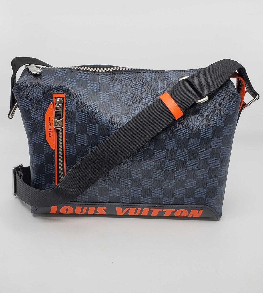Louis Vuitton Discovery Messenger Limited Edition Damier Cobalt Race PM