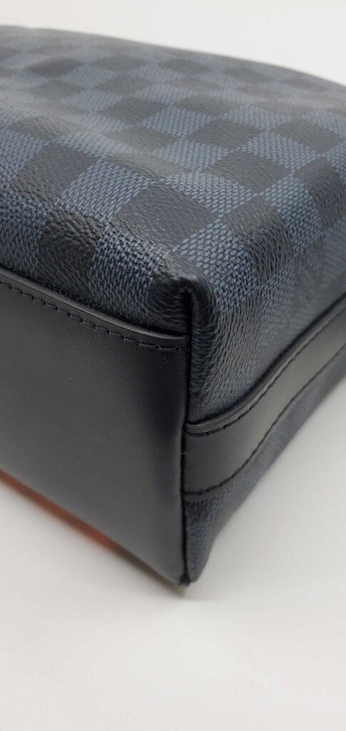 Louis Vuitton Discovery Messenger Limited Edition Damier Cobalt Race PM