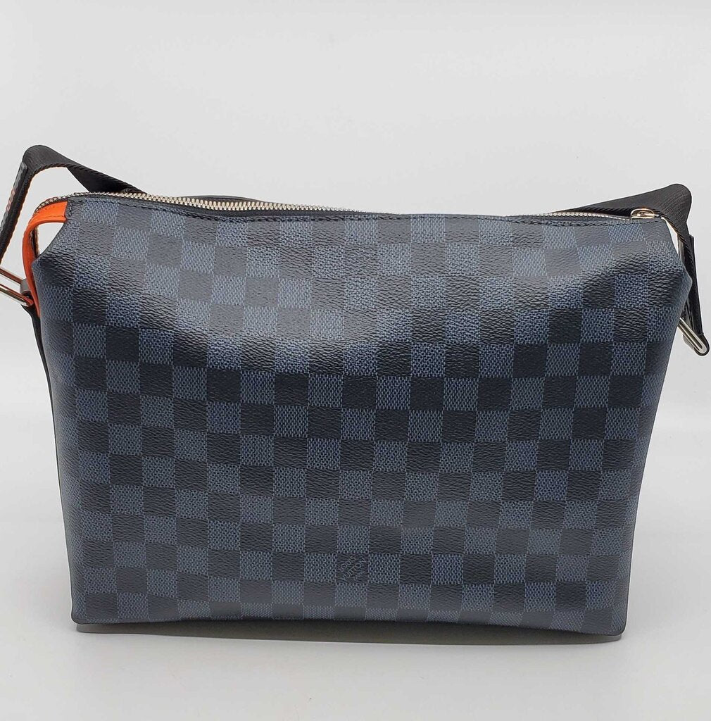 Louis Vuitton Discovery Messenger Limited Edition Damier Cobalt Race PM