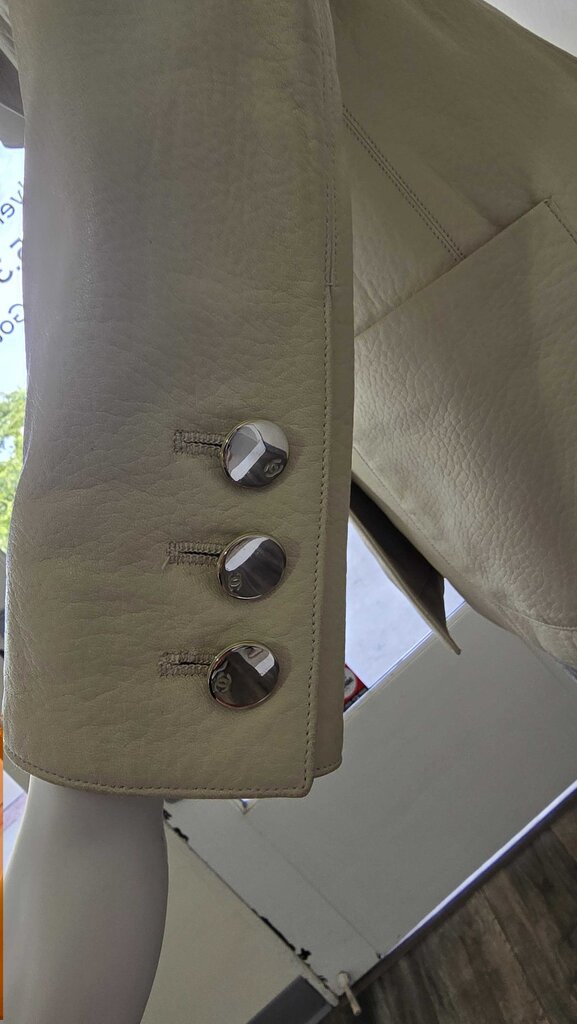 Chanel 02P Leather blazer
