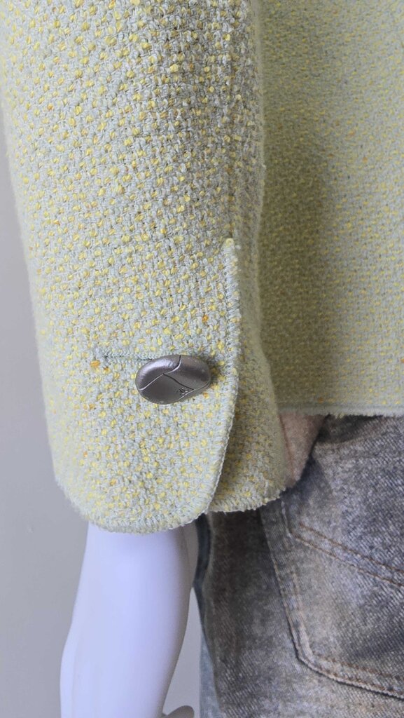 Chanel Boutique 98P blazer jacket