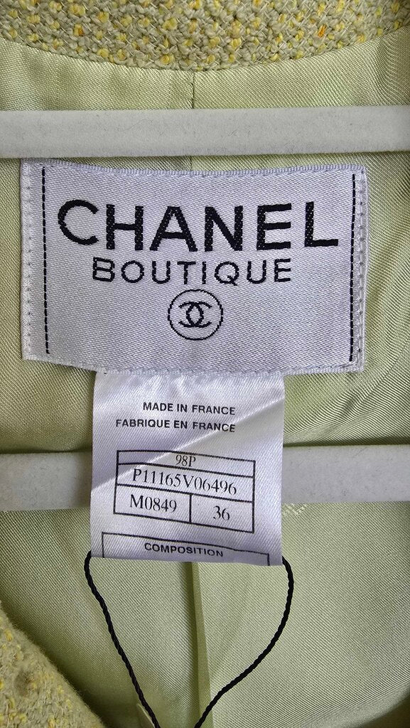 Chanel Boutique 98P blazer jacket