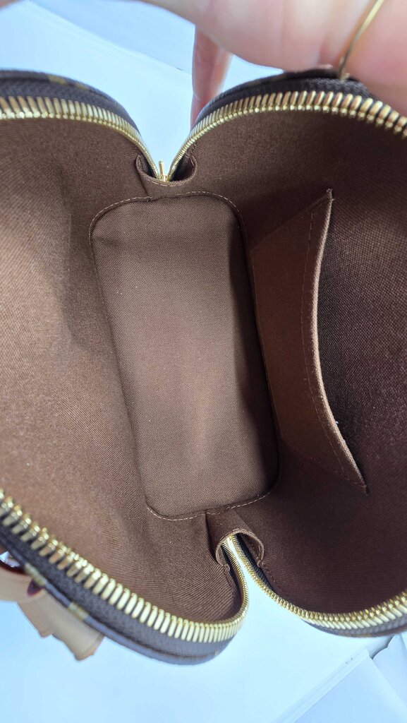 LOUIS VUITTON ALMA BB