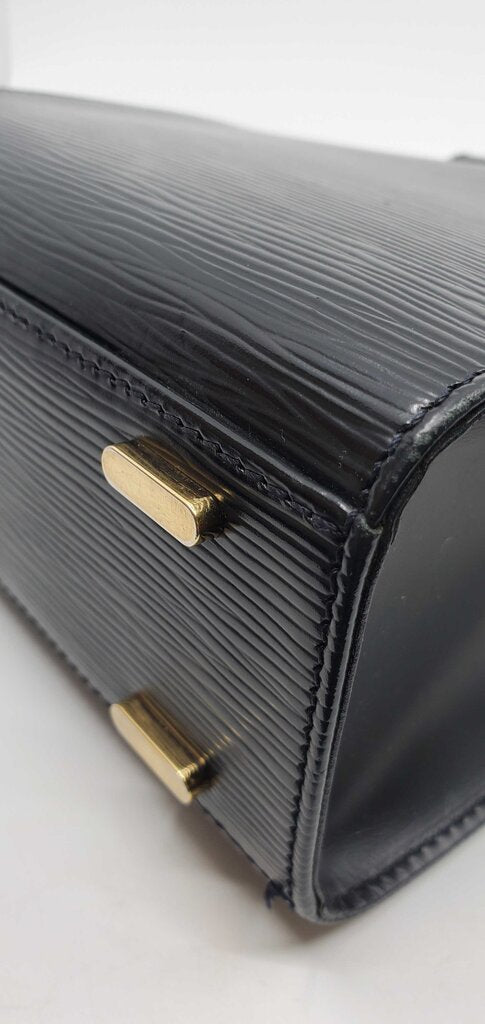 Louis Vuitton Epi Figari PM