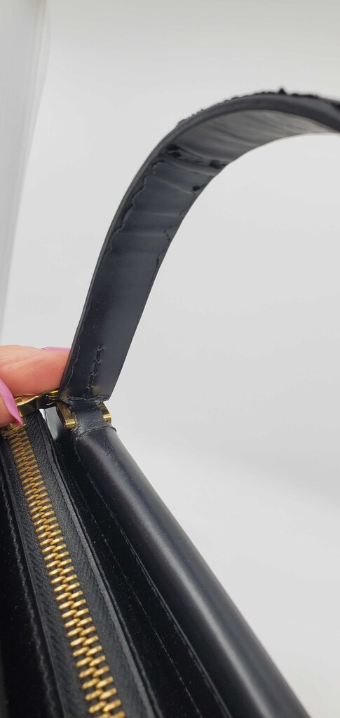 Louis Vuitton Epi Figari PM