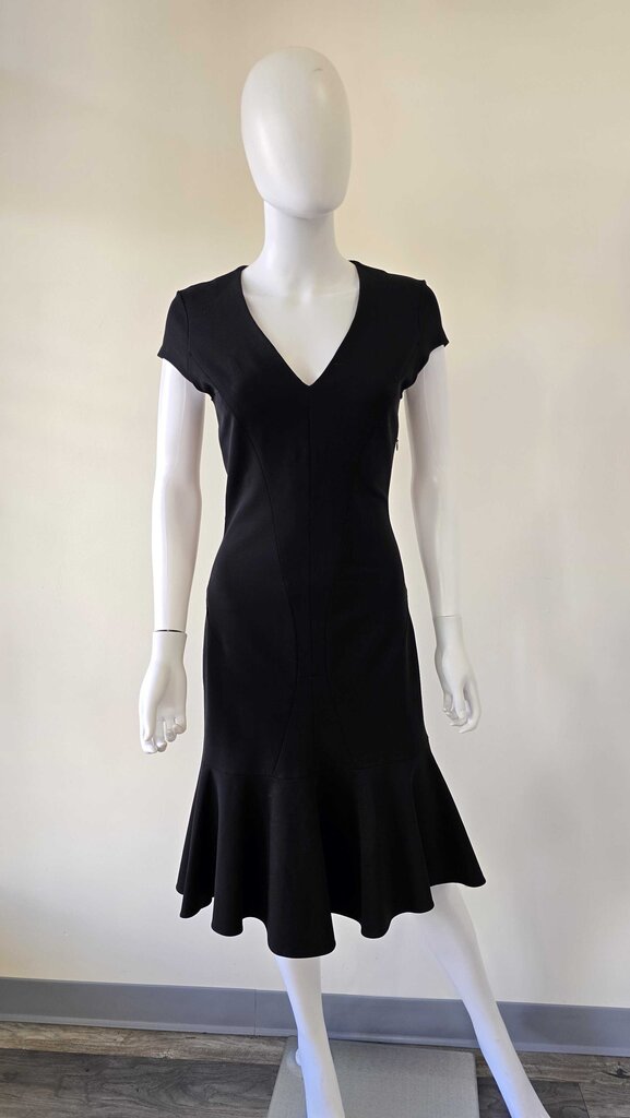 DEREK LAM FITTED FISHTAIL DRESS