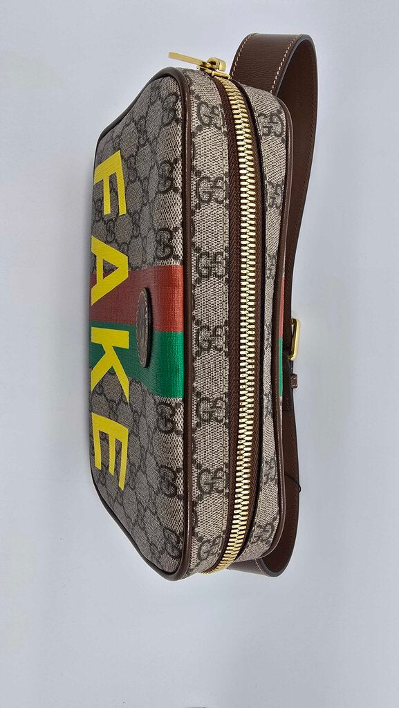 Gucci Fake/Not gg supreme canvas Belt Bag