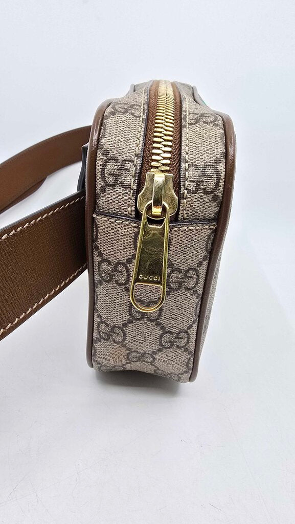 Gucci Fake/Not gg supreme canvas Belt Bag
