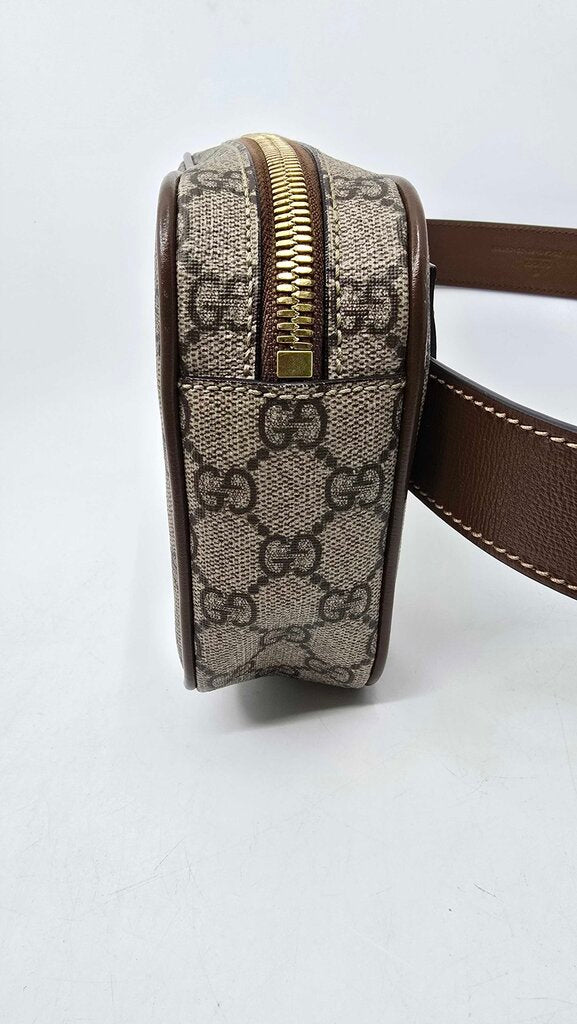 Gucci Fake/Not gg supreme canvas Belt Bag