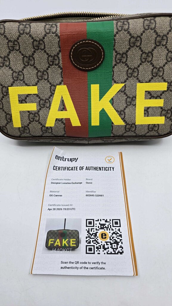 Gucci Fake/Not gg supreme canvas Belt Bag
